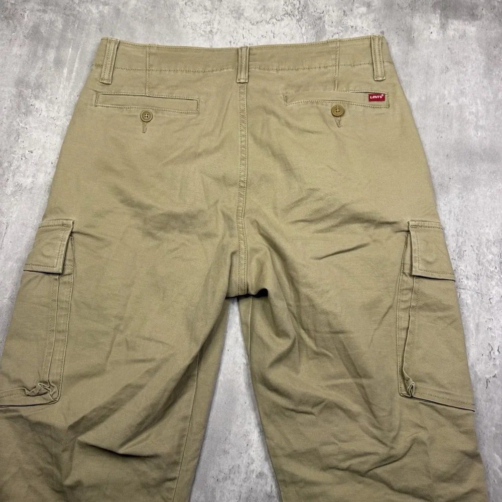 Levis ready ship